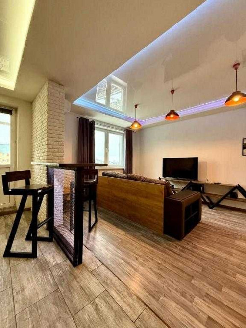 Кондратюка 5 Видова 2К кв-ра ЖК Міністерський  Епіцентр Оболонь Київ - зображення 4