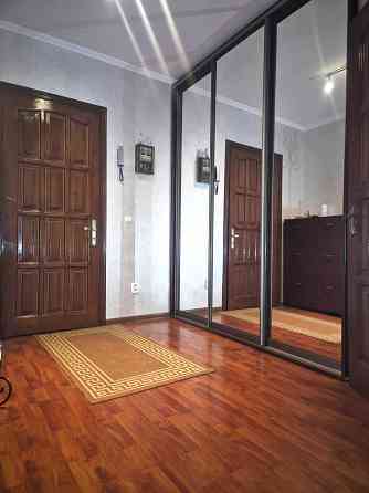 Укомплектована 3-кімнатна квартира в обжитому будинку. Івано-Франківськ