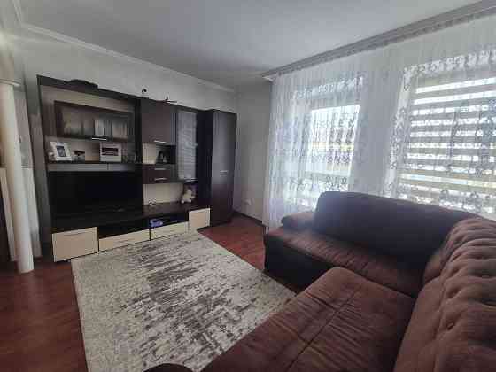 Укомплектована 3-кімнатна квартира в обжитому будинку. Івано-Франківськ