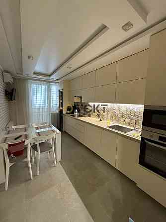 В продаже 3-к квартира в ЖК «Радужный», Палац спорта, 3 разд комнтаты Харків