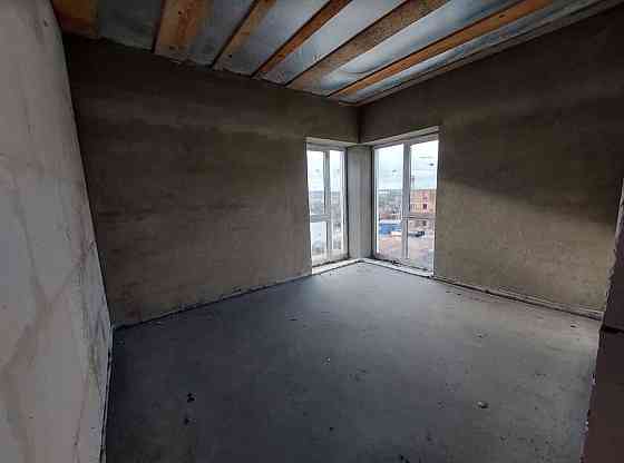 Простора 2-кімнатна з панорамними вікнами за 39000$ Ірпінь