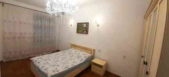 Продам двокімнатну квартиру сталінці в Центрі, вул. Катерининська Одеса