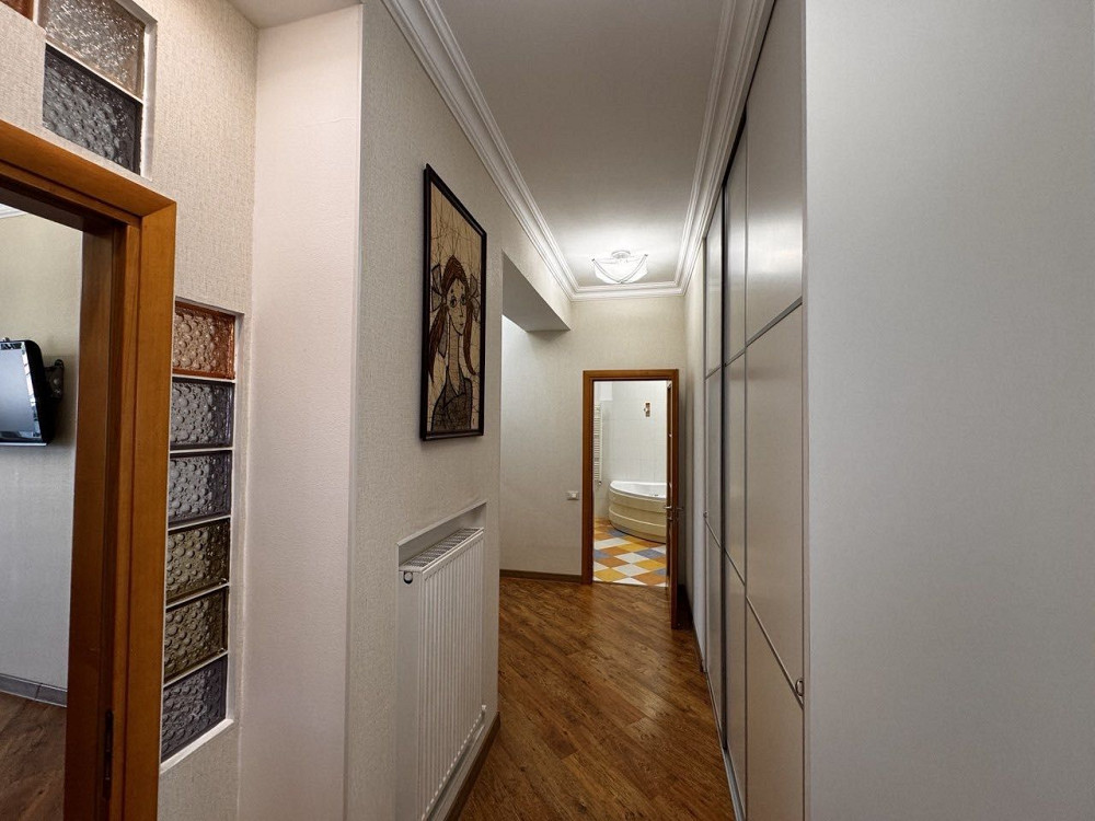 2-ком, кв-ра, в самом сердце Одессы — Пушкинская/Жуковского! Сталинка! Одесса - изображение 2