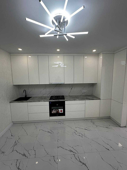 Терміновий продаж квартири з ремонтом по переуступці. ід 37930 Хмельницкий - изображение 1