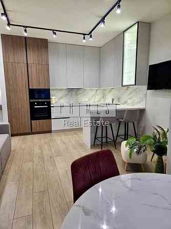 Продаж 2-кім. = 57 м.кв. квартири у ЖК Фундуклеєвський, Золоті Ворота Київ