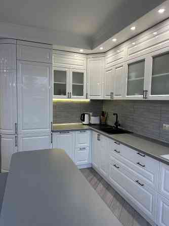 Продаж 3-х кімнатної квартири ЖК Варшавський квартал+комора на поверсі Київ