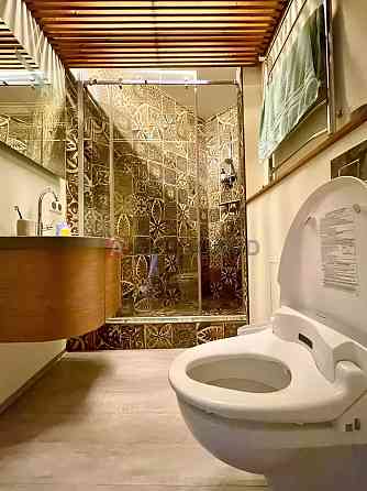 Продаж квартири з дизайнерським ремонтом у ЖК “4 Сезони” біля метро Київ