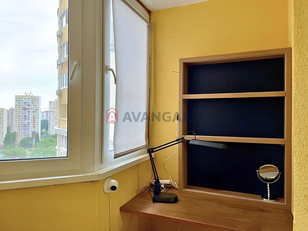 Продаж квартири з дизайнерським ремонтом у ЖК “4 Сезони” біля метро Київ - зображення 8