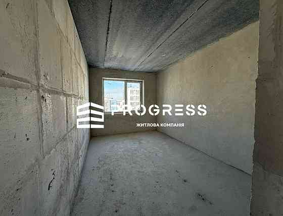 Продам здану Дворівневу Центр Міста Працює ЛІфт є Газ світло Княгинин Івано-Франківськ