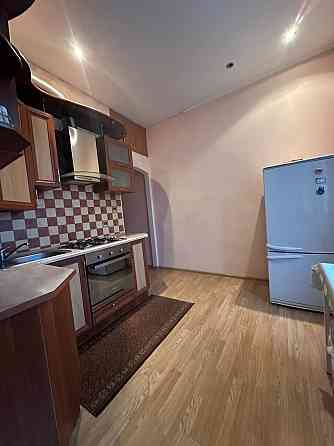 Терміново! Продам 2 кімнатну високогабаритку у м.Шептицький! 