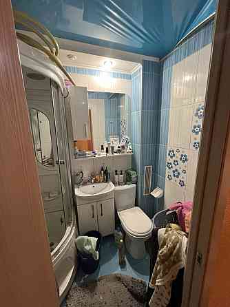 Продам 3-х кім на Бизова (Якіра) 1/5 поверх Кривий Ріг