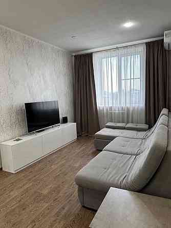 Продам 2 комн. квартиру метро Майдан Конституции, сталинка. Харків