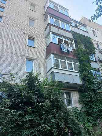 Продам 3 кімнатну квартиру з гарною локацією. ( НЕ Шахедна сторона) Коростень