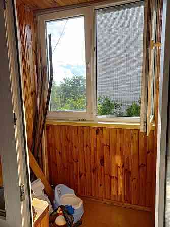 Продам 3 кімнатну квартиру з гарною локацією. ( НЕ Шахедна сторона) Коростень