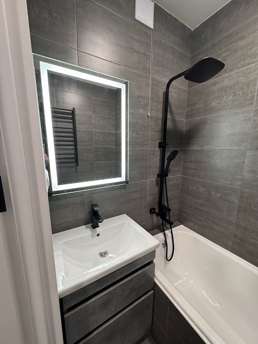 Чешка Комарова 3 кімнати Черновцы - изображение 4