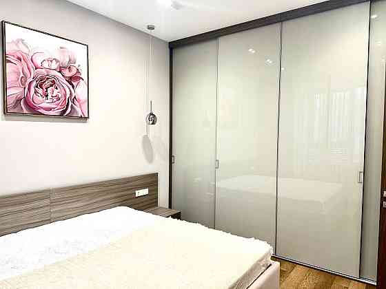 Оренда енергонезалежної квартири Tetris Hall 58м2 Київ