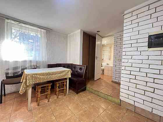 Оренда! Квартира в будинку. Вул. Макаренка. Chernivtsi