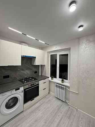 2 кімнатна вул. Небесної Сотні р-н ФОРМАРКЕТА Черновцы