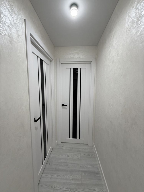 2 кімнатна вул. Небесної Сотні р-н ФОРМАРКЕТА Черновцы - изображение 6