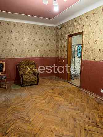 Продаж 2-кімнатної квартири на Захисників України Харків