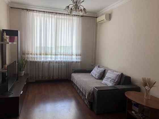 Квартира в центрі 2х кімнатна сталінка Запорожье