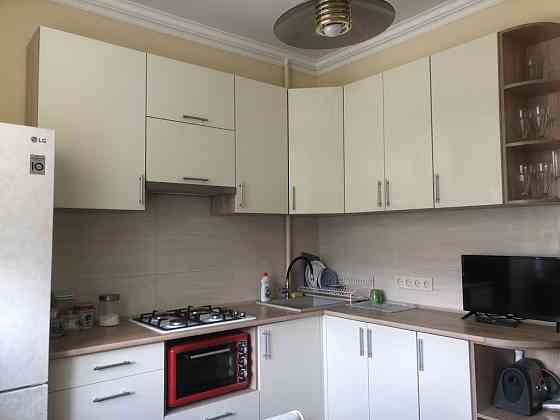 Квартира в центрі 2х кімнатна сталінка Запорожье