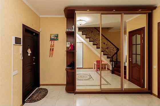 Продам чудову 2-рівневу квартиру на Петропавлівській Суми