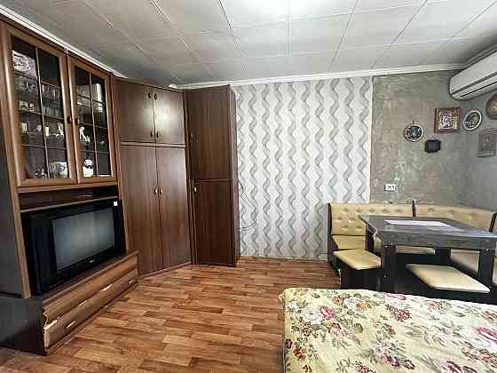 2комнатная коммунальная квартира Чорноморськ