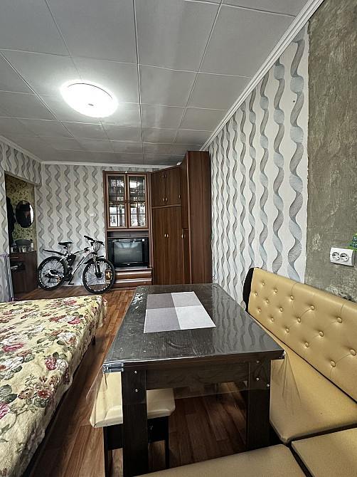 2комнатная коммунальная квартира Чорноморськ - зображення 4