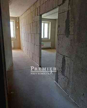 2-кімнатна квартира 74 кв.м Новий зданий будинок. Газове опалення Одеса