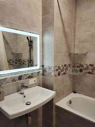 Эксклюзив 1комн.квартира на Сахарова новый дом  3этаж,газ, ремонт Одеса