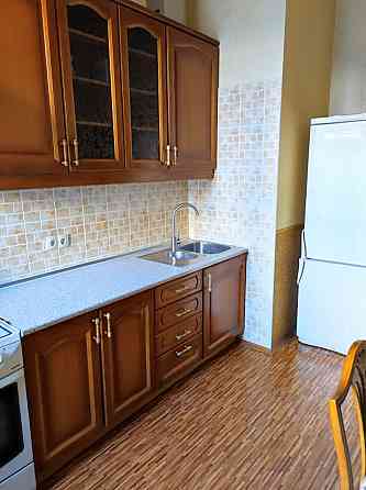 Здається тепла, безпечна 4-кімнатна квартира в середмісті (з газом) Київ