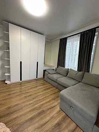 Оренда 2-х кв (2 окремі кім +кухня)ЖК Нова Англія 4 поверх Київ