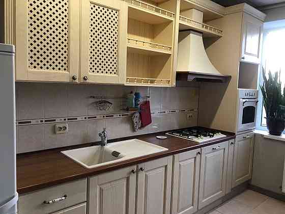 Сдам 3 комн,в Центре/ Успенский переулок.Рядом сквер, бювет! Одеса