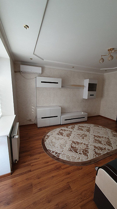 Оренда 2к.кв Р-н Поділля, бульвар Свободи Вінниця - зображення 2