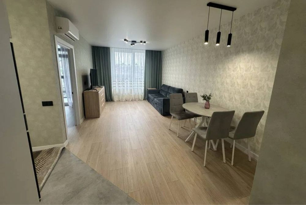 Жк Львівська площа, Кудрявська 24А, Золоті Ворота Шевченківський район Київ - зображення 1