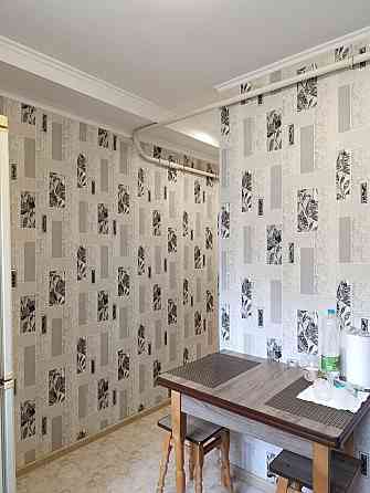 Затишна 1к квартира з ремонтом! Перший поверх Кубанської України 25/2 Киев