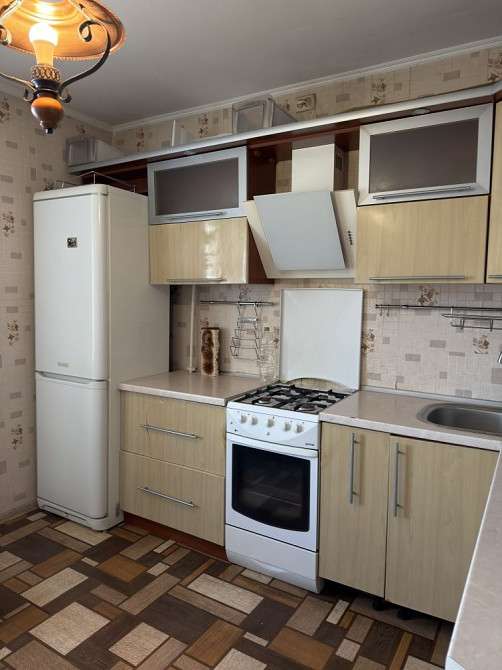 Продаж двокімнатної квартири  .Кухня  10,5  .єВідновлення - Так! Чернигов - изображение 1