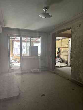 Продам 2 комнатную квартиру  Черемушки Малиновского Одеса