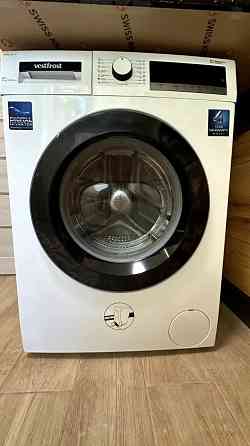 Затишна 1-квартира з якісним ремонтом вул. Мілютенка 46 Киев