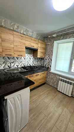 Затишна 1-квартира з якісним ремонтом вул. Мілютенка 46 Киев