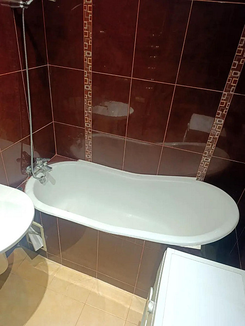 Простора 3-к квартира 100м² з Видом на парк Дарницький бульв. 8 Киев - изображение 8