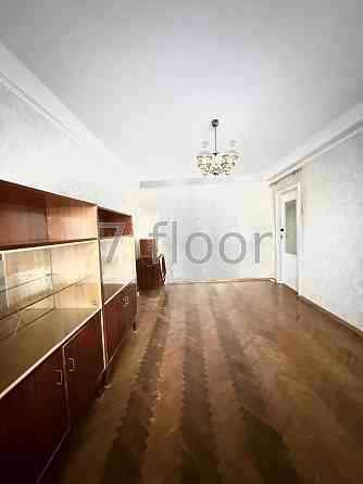 2 к квартира Каунаська Комфорт Таун метро Дарниця Ленінградська площа Киев