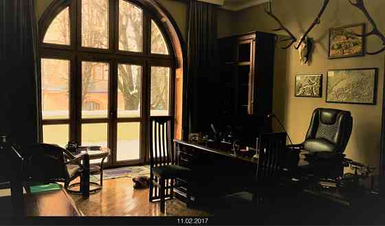 продаж каартри у австрійському будинку у Франківському районі Львів