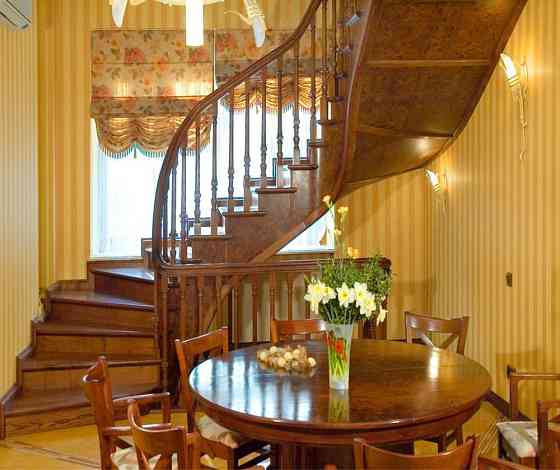 продаж каартри у австрійському будинку у Франківському районі Львів