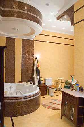 продаж каартри у австрійському будинку у Франківському районі Львів