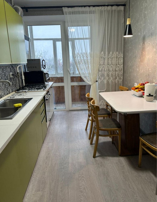 Продаж «3-кімнатна квартира, центр міста, цегляний будинок»84 кв.м. Житомир - изображение 1