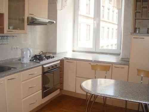 2к/к, м.Золоті Ворота, вул.Стрілецька, 800евро без комисії Київ