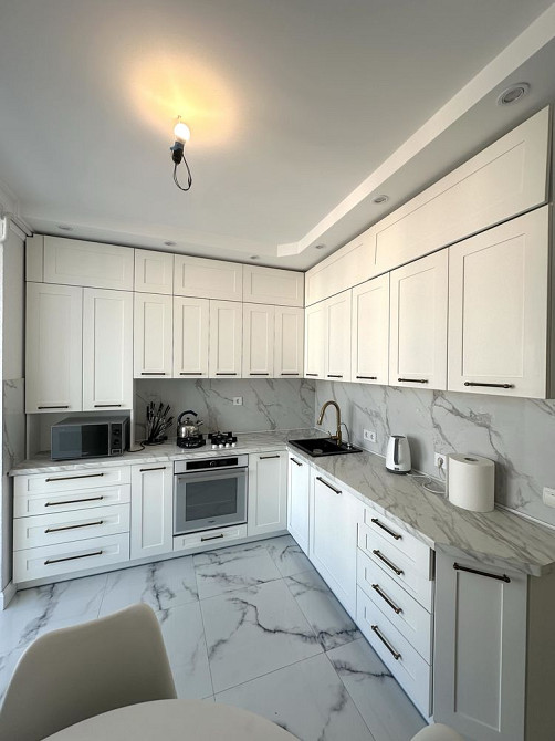 Оренда 4-кімнатної квартири вул. Богдана Хмельницького 230а Львов - изображение 1