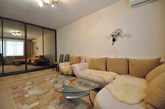 2-кімнатная квартира в статусному Печерську з видом на Лавру Київ